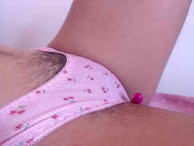 GOODGIRLYUMMM webcam