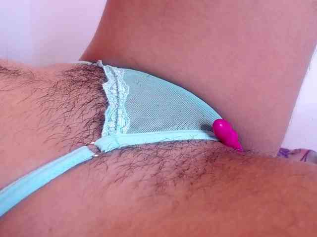 GOODGIRLYUMMM webcam