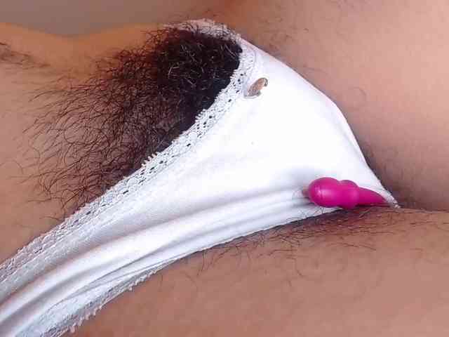 GOODGIRLYUMMM webcam