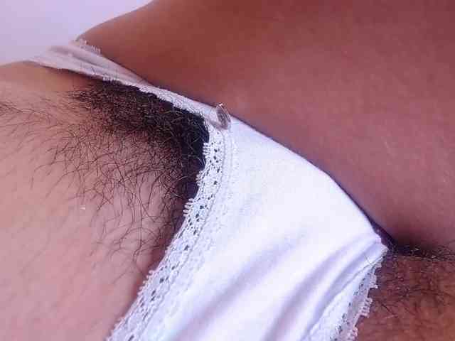 GOODGIRLYUMMM webcam