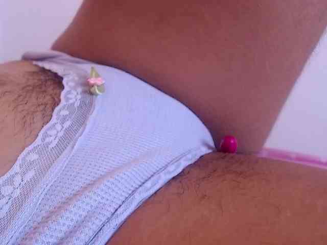 GOODGIRLYUMMM webcam