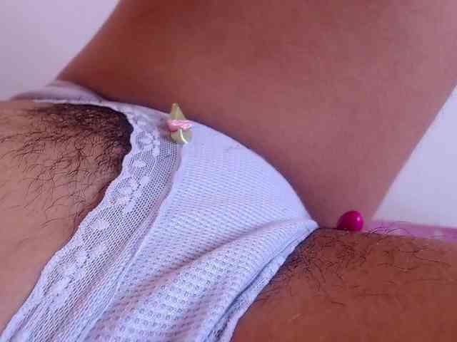 GOODGIRLYUMMM webcam