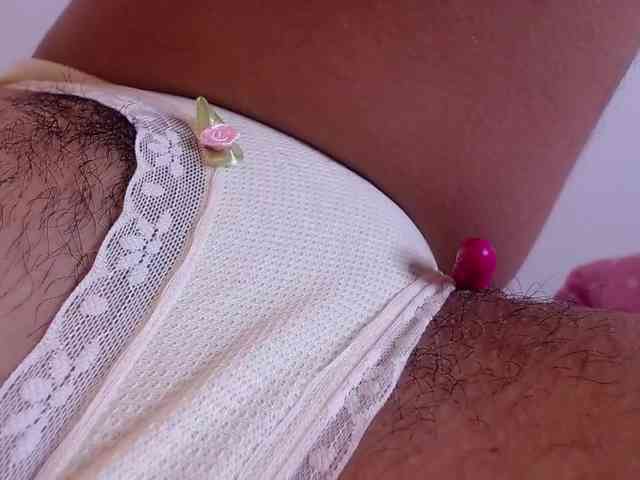 GOODGIRLYUMMM webcam