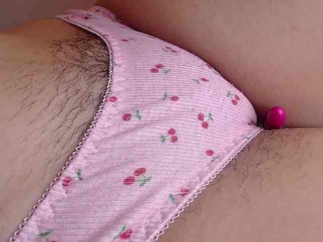 GOODGIRLYUMMM webcam