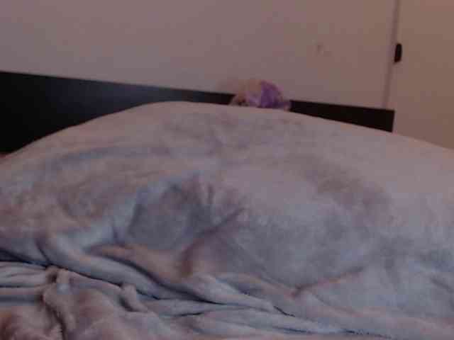 GOODGIRLYUMMM webcam