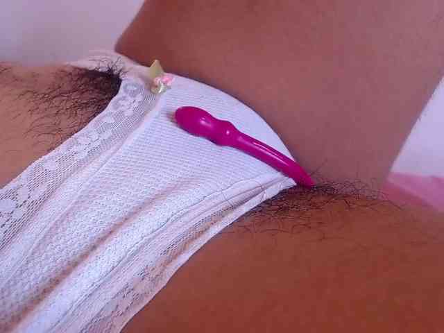 GOODGIRLYUMMM webcam