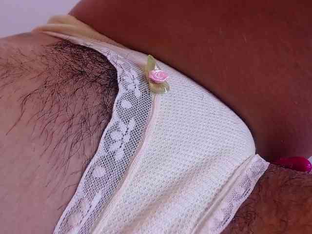 GOODGIRLYUMMM webcam