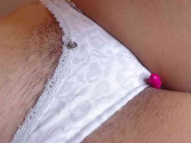 GOODGIRLYUMMM webcam