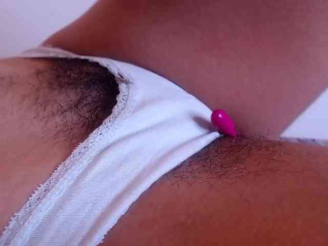 GOODGIRLYUMMM webcam