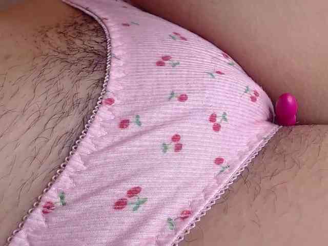 GOODGIRLYUMMM webcam