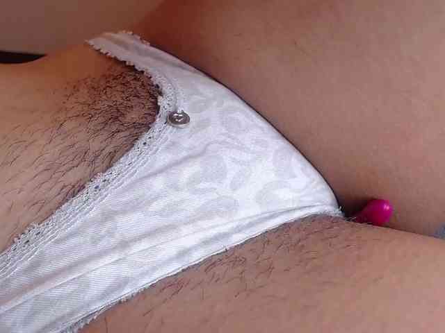 GOODGIRLYUMMM webcam