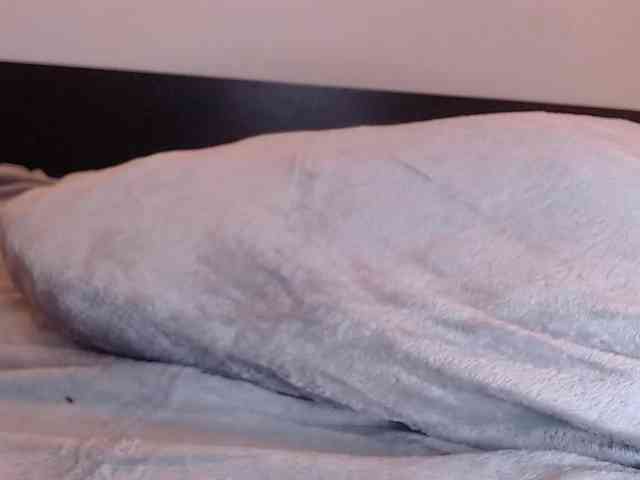 GOODGIRLYUMMM webcam