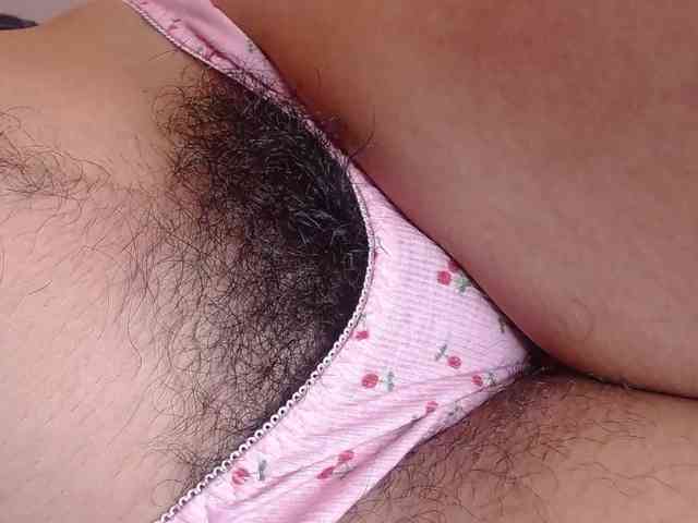 GOODGIRLYUMMM webcam