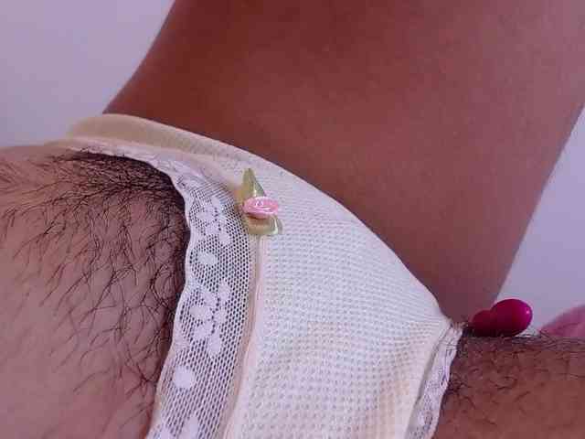 GOODGIRLYUMMM webcam
