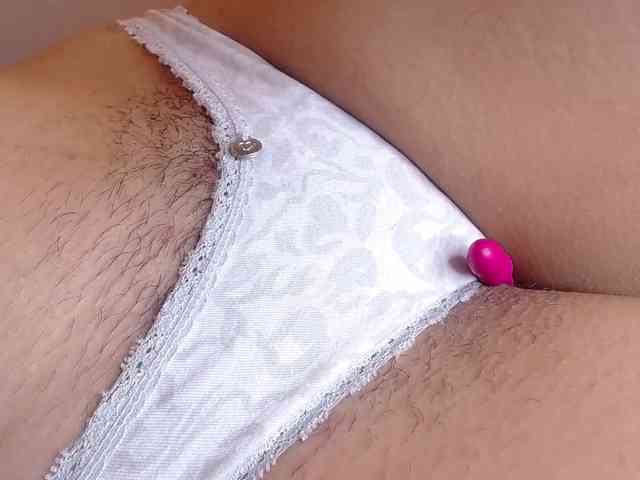 GOODGIRLYUMMM webcam