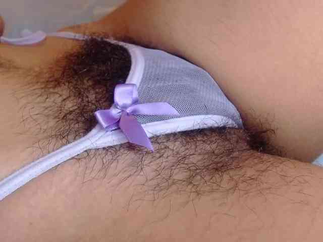 GOODGIRLYUMMM webcam