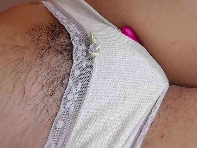 GOODGIRLYUMMM webcam