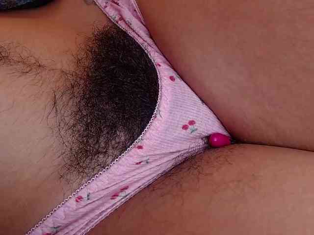 GOODGIRLYUMMM webcam