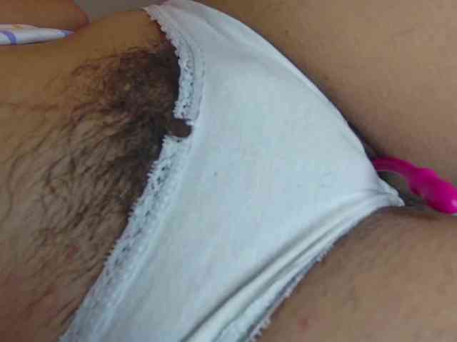 GOODGIRLYUMMM webcam