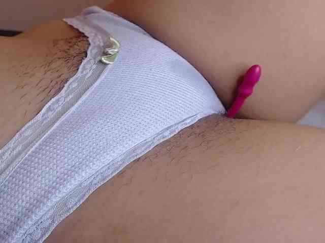 GOODGIRLYUMMM webcam