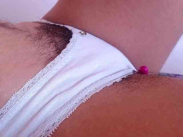GOODGIRLYUMMM webcam