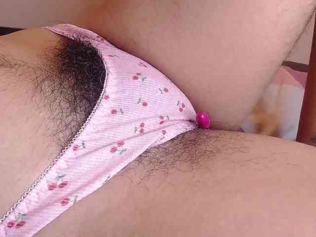 GOODGIRLYUMMM webcam