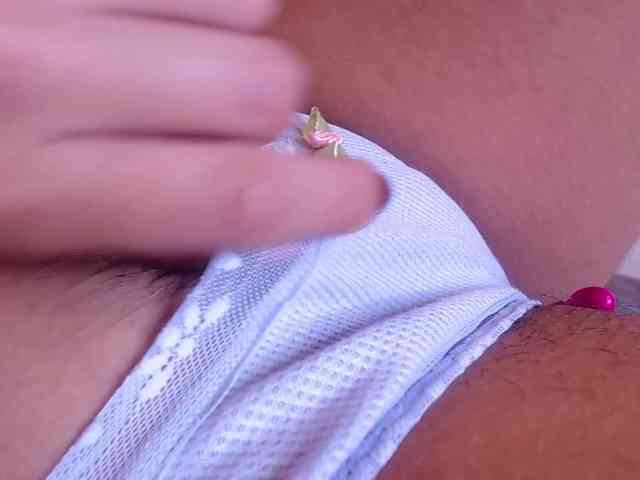 GOODGIRLYUMMM webcam