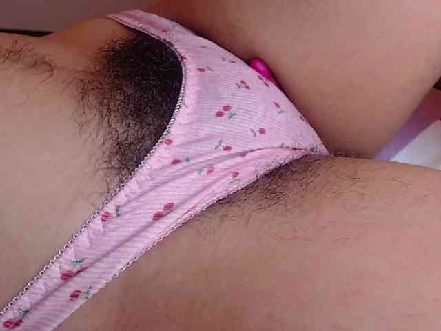 GOODGIRLYUMMM webcam