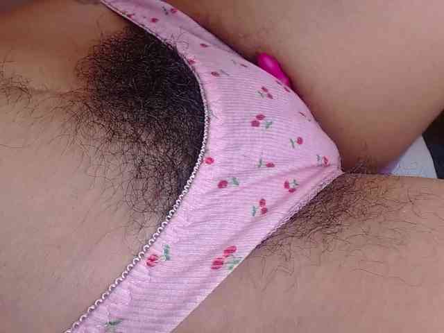 GOODGIRLYUMMM webcam