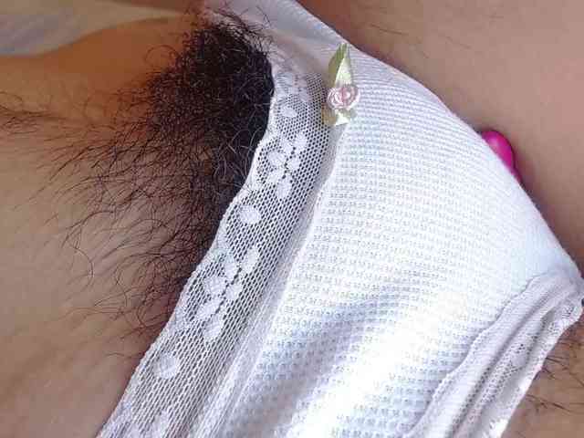 GOODGIRLYUMMM webcam