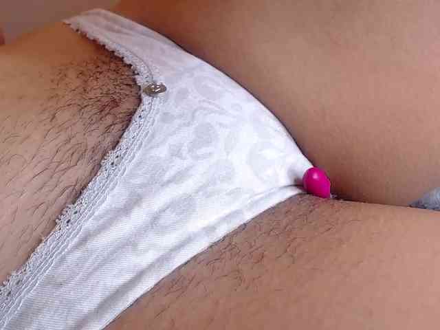 GOODGIRLYUMMM webcam