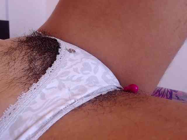 GOODGIRLYUMMM webcam