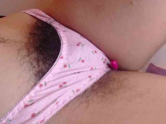 GOODGIRLYUMMM webcam