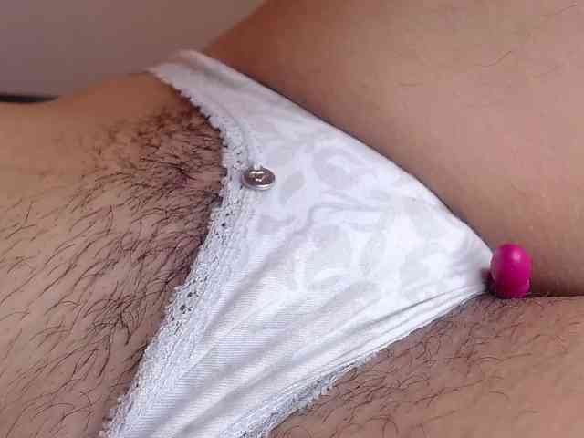 GOODGIRLYUMMM webcam