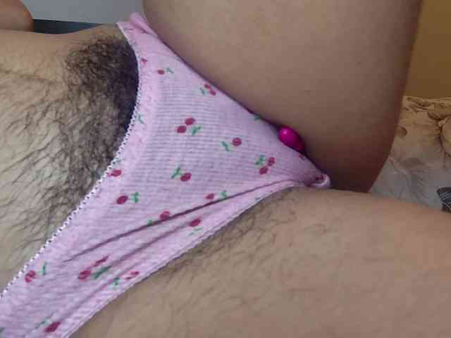 GOODGIRLYUMMM webcam