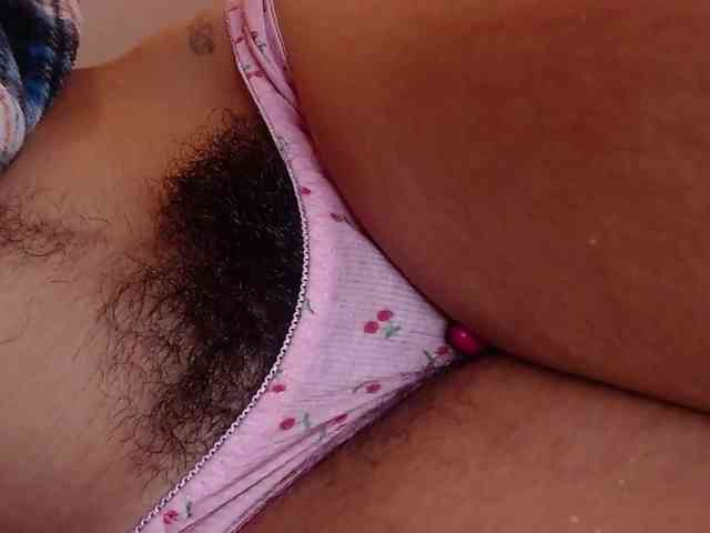 GOODGIRLYUMMM webcam