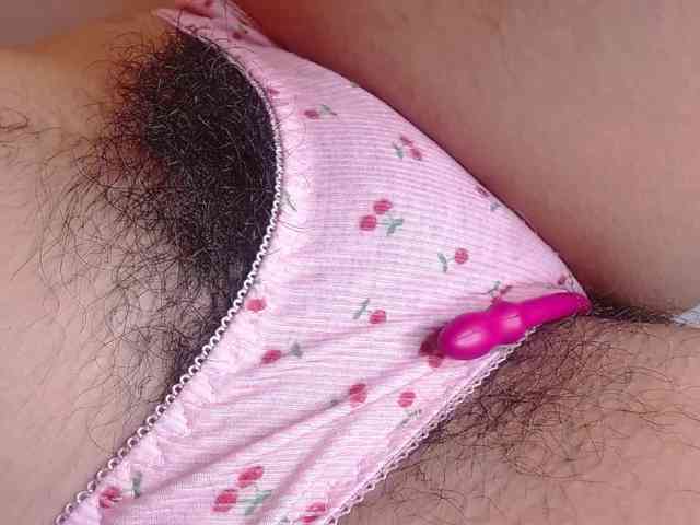 GOODGIRLYUMMM webcam