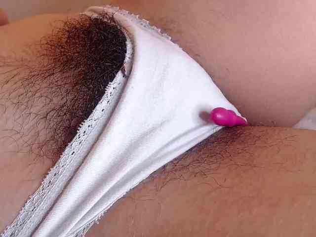 GOODGIRLYUMMM webcam