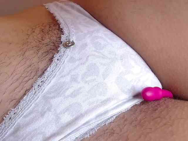 GOODGIRLYUMMM webcam