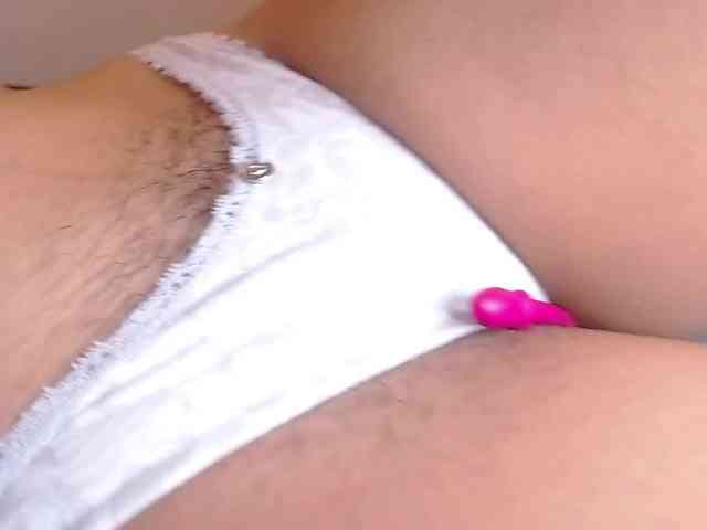 GOODGIRLYUMMM webcam