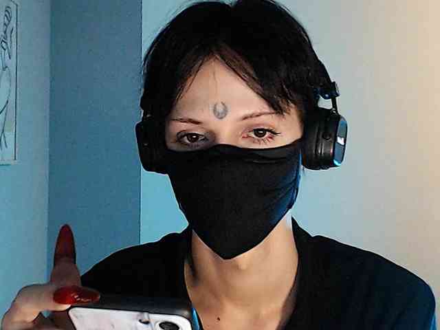 lustfulshura2 Live Webcam on BongaCams