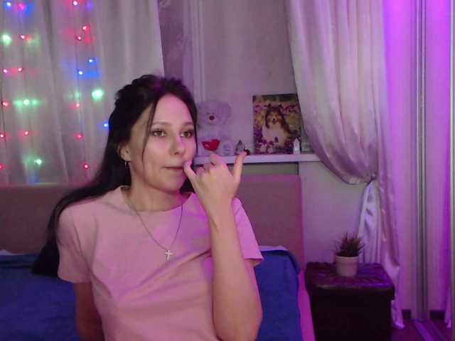 Zlata777 live cam profile