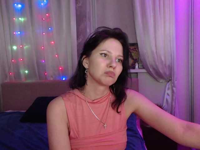 __--_-___---_-_-_- webcam