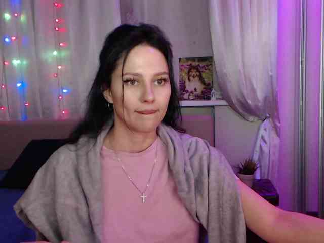 Zlata777 webcam
