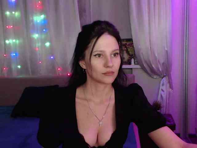 Zlata777 webcam