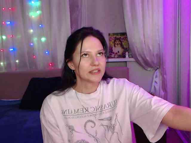 Zlata777 webcam