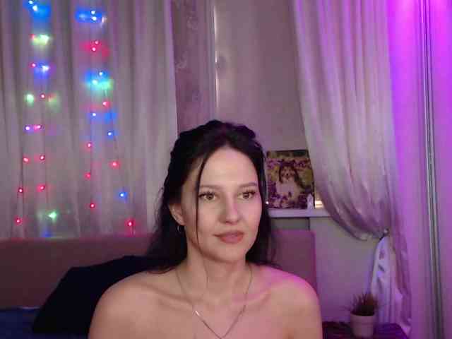 Zlata777 webcam