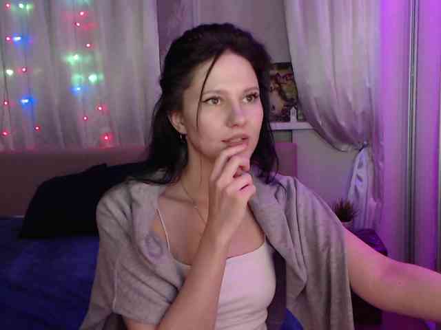 Zlata777 webcam