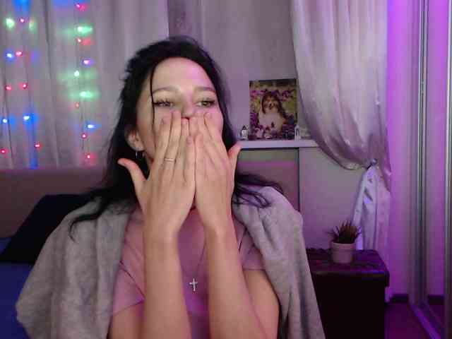Zlata777 webcam