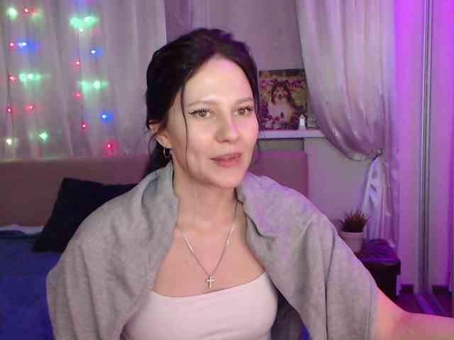 Zlata777 webcam